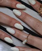 Press on Nails, Pure Color Simplenail art with nail stickers, short-style almond-shaped artificial nails