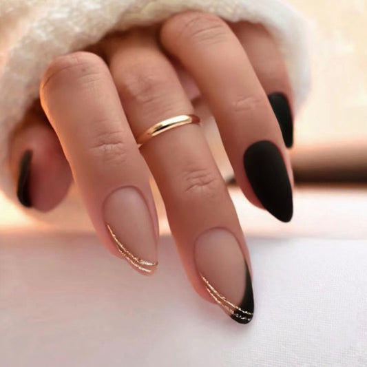 Press on Nails, Autumn and winter minimalist white & black sweet and cool girl's diagonal French-style artificial nails