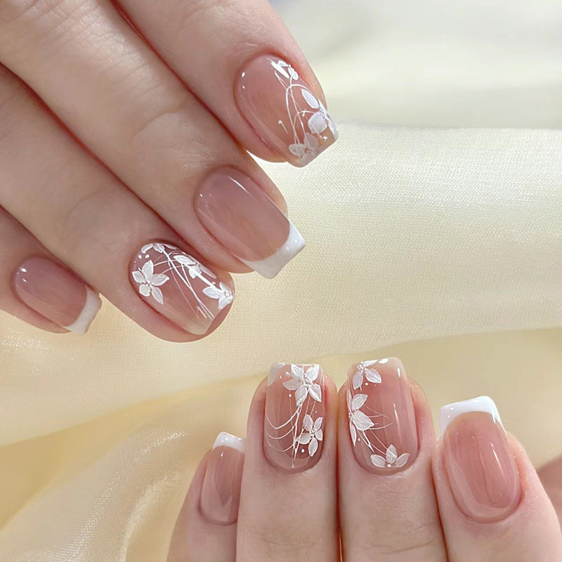 Press on Nails, Simple and minimalist short with pure and alluring appeal, cute and sweet white flower nail art, and cute nail art appliance set