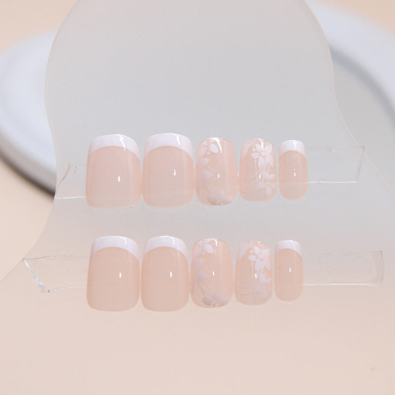 Press on Nails, Simple and minimalist short with pure and alluring appeal, cute and sweet white flower nail art, and cute nail art appliance set